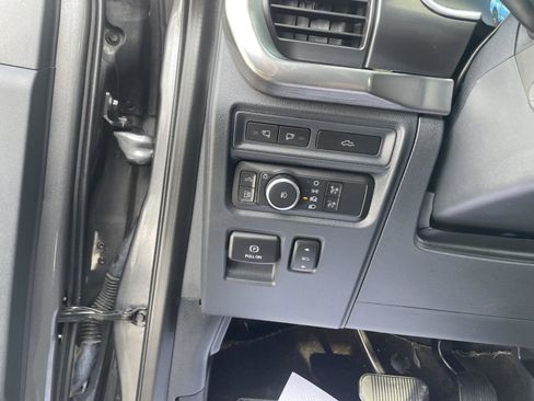 Used 2022 Ford F150 Lariat w/ Equipment Group 502A High AWD/4WD image 14