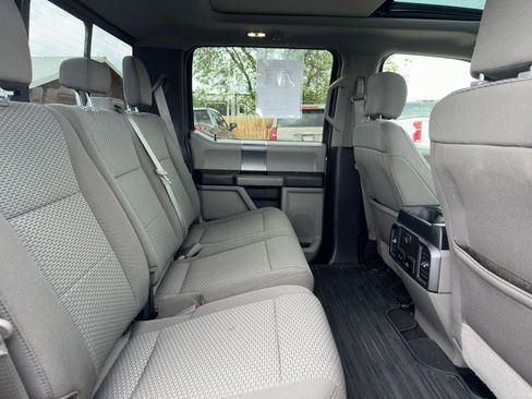 Used 2018 Ford F150 XLT w/ Equipment Group 302A Luxury AWD/4WD image 31