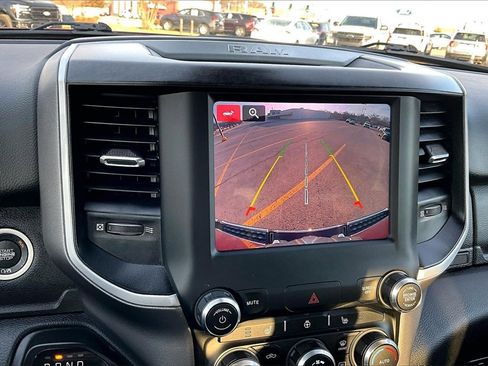 Used 2022 RAM 1500 Big Horn image 22