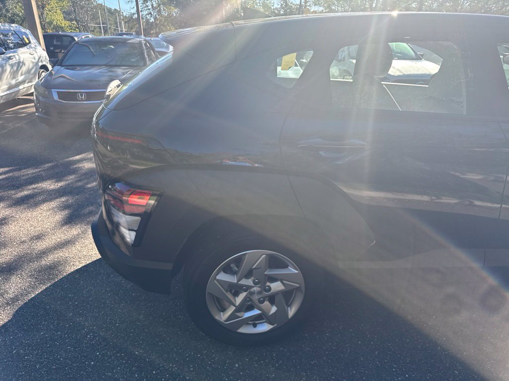 Used 2025 Hyundai Kona SE FWD image 22