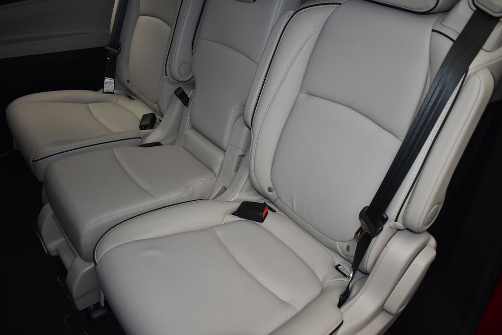 Used 2025 Honda Odyssey Touring image 38
