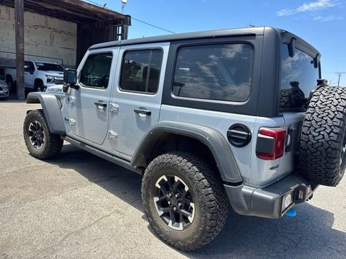 Used 2024 Jeep Wrangler Unlimited Rubicon 4xe AWD/4WD image 8