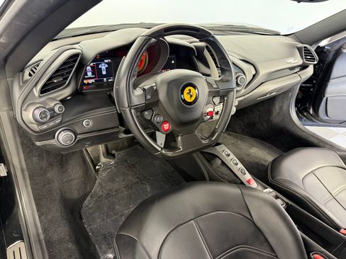 Used 2018 Ferrari 488 Spider RWD image 12