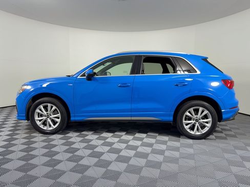 Used 2023 Audi Q3 2.0T Premium AWD/4WD image 2