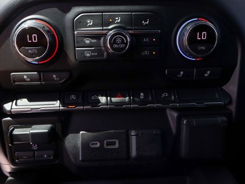 Used 2020 Chevrolet Silverado 1500 RST w/ All-Star Edition image 31