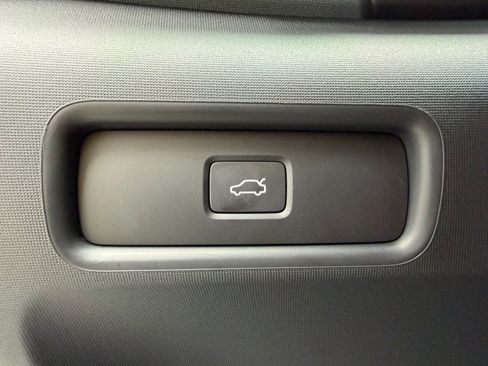 Used 2024 Polestar Polestar 2 w/ Pilot Pack RWD image 17