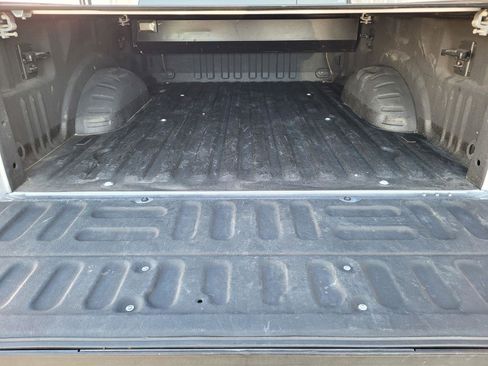 Used 2021 Ford F350 Platinum w/ FX4 Off-Road Package image 34