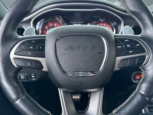 Used 2019 Dodge Challenger SRT Hellcat image 14