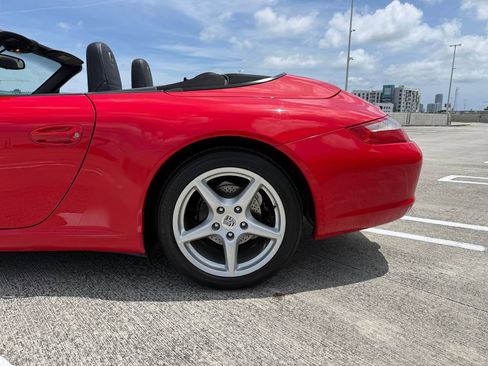 Used 2007 Porsche 911 Carrera RWD image 9