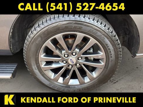 Used 2021 Ford Expedition Limited AWD/4WD image 14