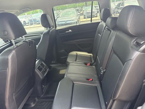 Used 2018 Volkswagen Atlas SE FWD image 19