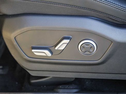 New 2026 Hyundai Santa Fe Limited FWD image 26