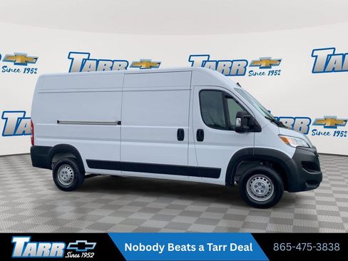 Used 2025 RAM ProMaster 3500 w/ Convenience Group FWD image 2