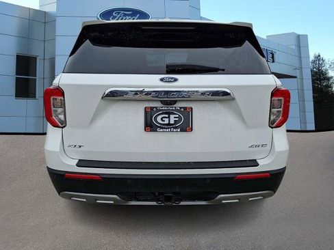 Certified 2023 Ford Explorer XLT w/ Equipment Group 202A image 5