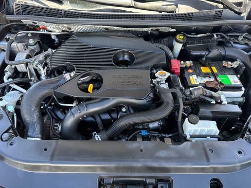 Used 2017 Nissan Sentra NISMO FWD image 8