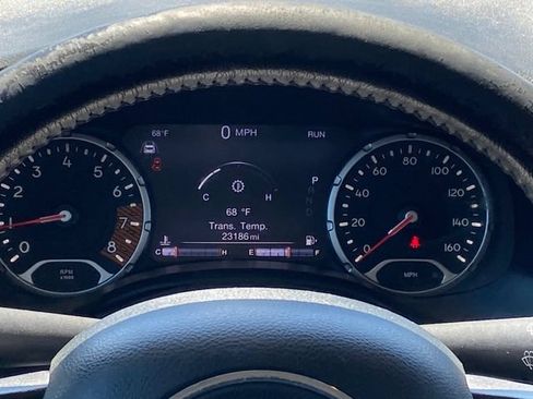 Used 2021 Jeep Renegade Limited AWD/4WD image 9