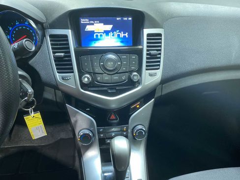 Used 2016 Chevrolet Cruze LT w/ Sun And Sound Package image 16