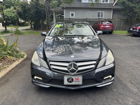 Used 2010 Mercedes-Benz E 550 Coupe image 7