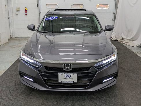 Used 2018 Honda Accord Touring image 23