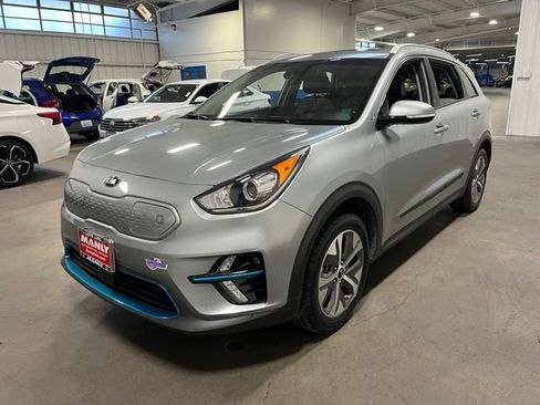 Used 2019 Kia Niro EX Premium FWD image 7