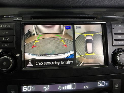 Used 2020 Nissan Rogue SV w/ Premium Package image 22