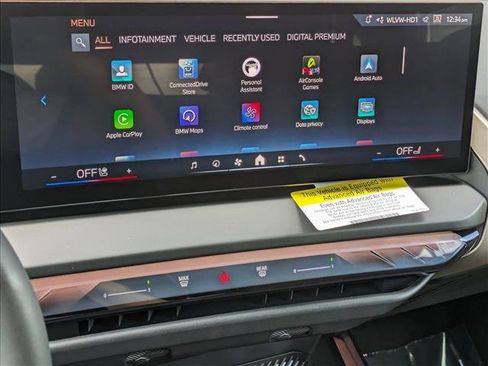 Used 2025 BMW X3 xDrive30i w/ Premium Package image 12