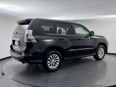 Used 2016 Lexus GX 460 image 8