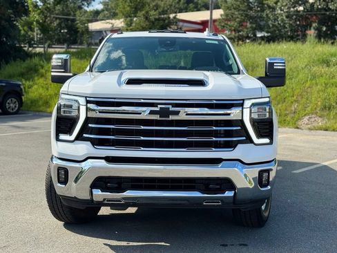 Used 2024 Chevrolet Silverado 2500 LTZ w/ LPO, Dark Essentials Package AWD/4WD image 9