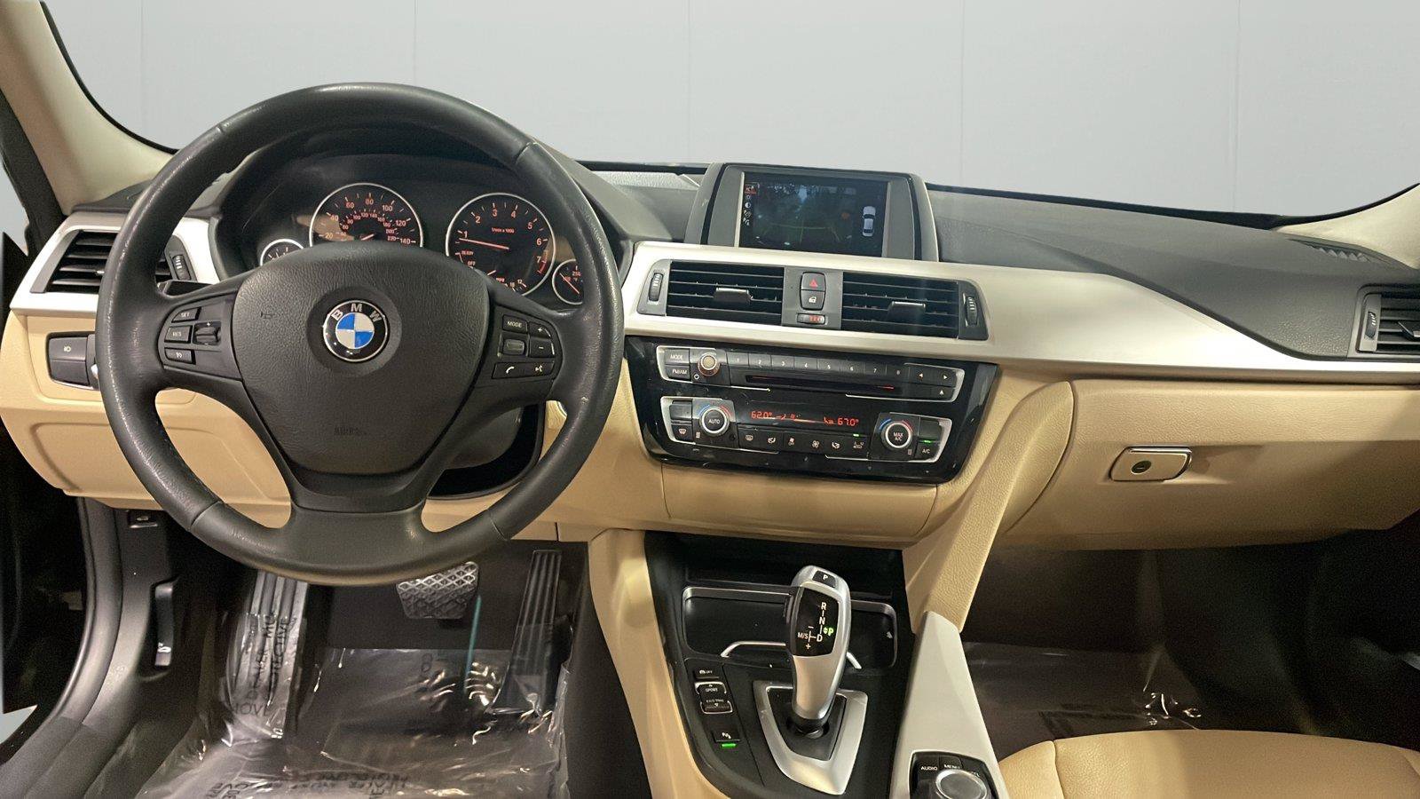 Used 2017 BMW 320i Sedan RWD image 20