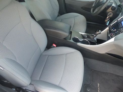 Used 2011 Hyundai Sonata GLS FWD image 17
