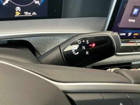 New 2025 Volkswagen Tiguan S image 24