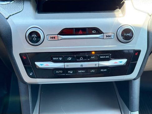 Used 2022 Ford Explorer Timberline AWD/4WD image 17