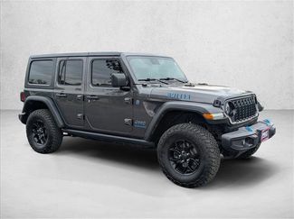 Used 2024 Jeep Wrangler Willys video 3