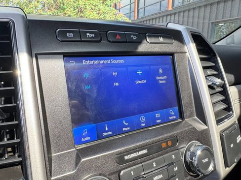 Used 2020 Ford F250 Lariat w/ Lariat Ultimate Package AWD/4WD image 16