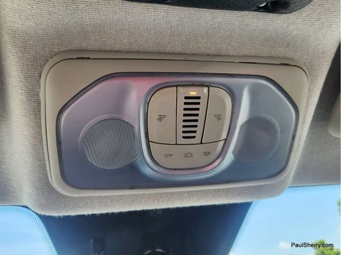 Used 2021 RAM ProMaster 3500 w/ Premium Appearance Group FWD image 32