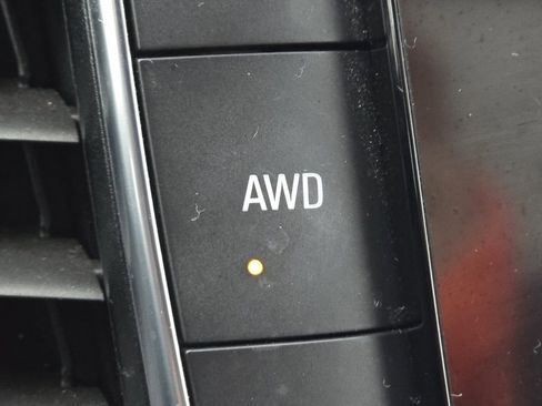 Used 2022 Buick Enclave Premium w/ Experience Buick Package image 18