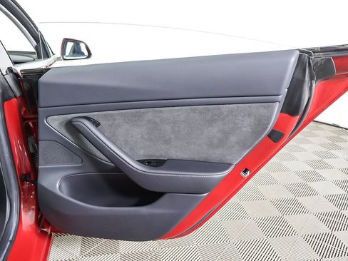 Used 2018 Tesla Model 3 Long Range image 27