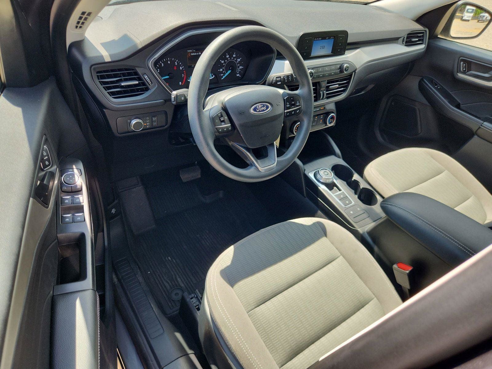Used 2022 Ford Escape S AWD/4WD image 15