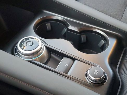 New 2026 Ford Explorer Active image 20