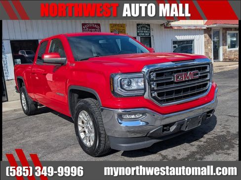 Used 2017 GMC Sierra 1500 SLE w/ SLE Value Package image 1