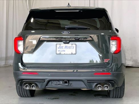 Used 2022 Ford Explorer ST w/ Equipment Group 401A RWD image 4