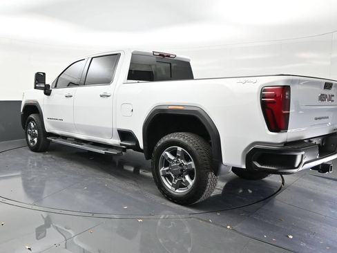 Used 2025 GMC Sierra 2500 SLT w/ SLT Premium Package AWD/4WD image 3
