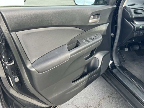 Used 2015 Honda CR-V LX image 6