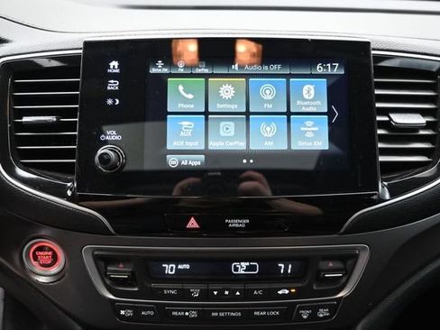 Used 2021 Honda Pilot Special Edition image 9