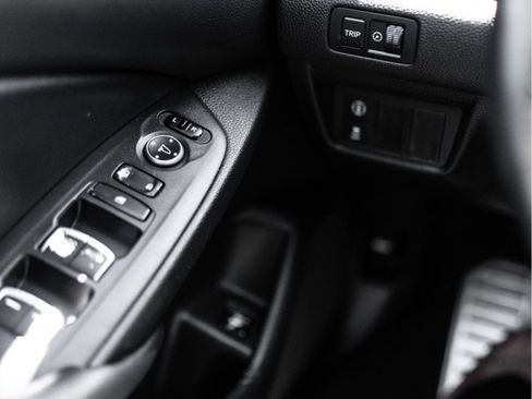 Used 2018 Honda Accord Sport image 15