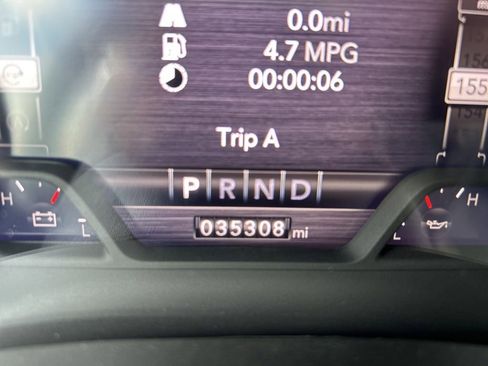 Used 2024 RAM 1500 Laramie image 18