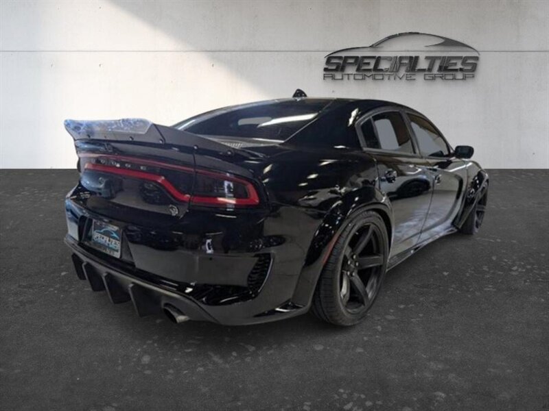 Used 2018 Dodge Charger SRT Hellcat w/ Harman/Kardon Audio Group RWD image 10