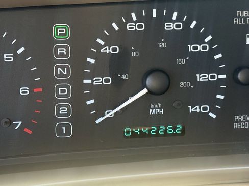 Used 1998 Lincoln Mark VIII LSC RWD image 15