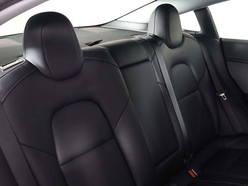 Used 2022 Tesla Model 3 Long Range image 34