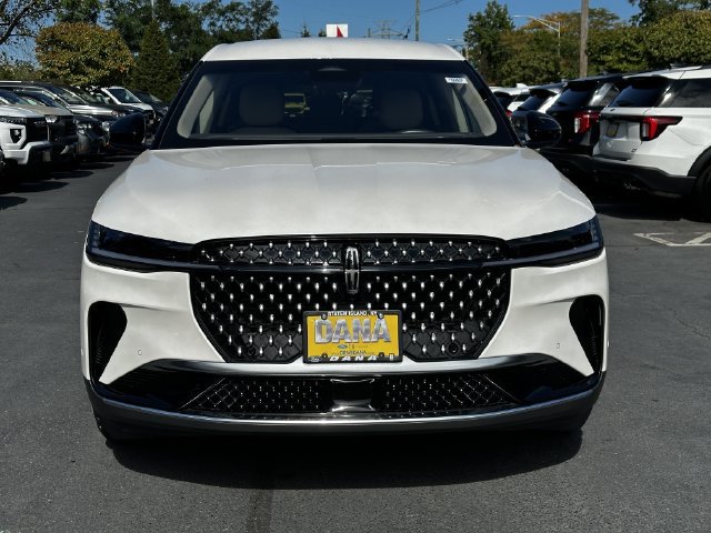 Certified 2024 Lincoln Nautilus Premier AWD/4WD image 2